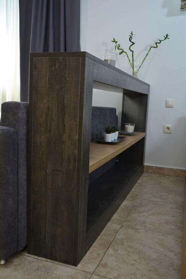 Quiet Urban Studio With Private Backyard Thessaloniki Exterior foto
